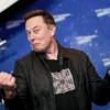 Elon Musk processa OpenAI e Microsoft